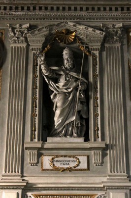 Innocentius_Papa_S_Martino_ai_Monti.JPG