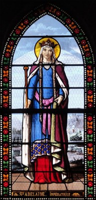 Sainte-Adélaïde_-_Église_de_Toury,_vitraux_par_Lorin.jpg